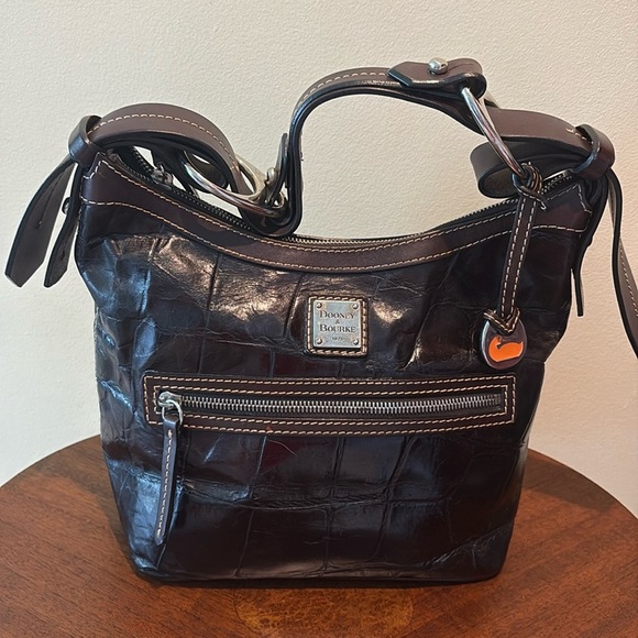 Dooney & Bourke  Vintage Croc pattern Leather  dark brown Shoulder Bag - Picture 1 of 17